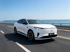 Dongfeng Yipai 008 2026, SUV Eléctrico Edición Familiar - 200 kW de Potencia, 272 CV, 6 Plazas (2+2+2), Asientos Espaciosos, Autonomía de 601-700 km - Product Image 1