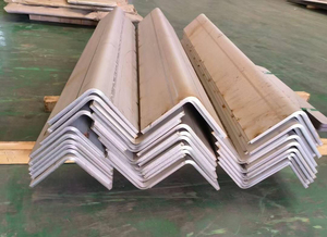Barre d'angle en acier inoxydable AISI 316L et barres d'angle en acier laminé à chaud S235jrg2 en 25x25 à <span class=keywords><strong>100x100</strong></span> toutes tailles - Product Image 5