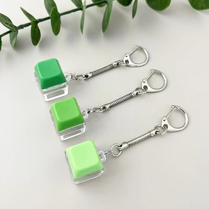 Porte-clés anti-stress coloré en forme de clavier, jouet de décompression pour clés, sacs et sacs à dos, breloques anti-stress en forme de bouton de clavier - Product Image 5