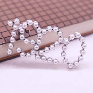 Personalizado elegante acento hermandad Zeta Phi Beta año de fundación 1920 diseño blanco perla con incrustaciones griego ZPB inspirado broche Pin - Product Image 3