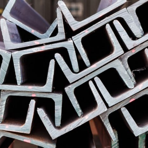 Profilés en acier en U laminés à chaud conformes à la norme ASTM, prix d'usine, pour la construction, avec services de pliage et de soudage - Product Image 4