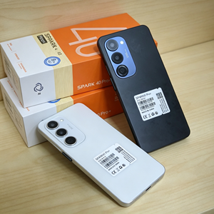 Spark 40 16G+1TB หน้าจอ 7.0 นิ้ว ระบบปฏิบัติการ Android 15 รองรับ 5G สมาร์ทโฟน Android พร้อมแบตเตอรี่ขนาดใหญ่พิเศษ - Product Image 1