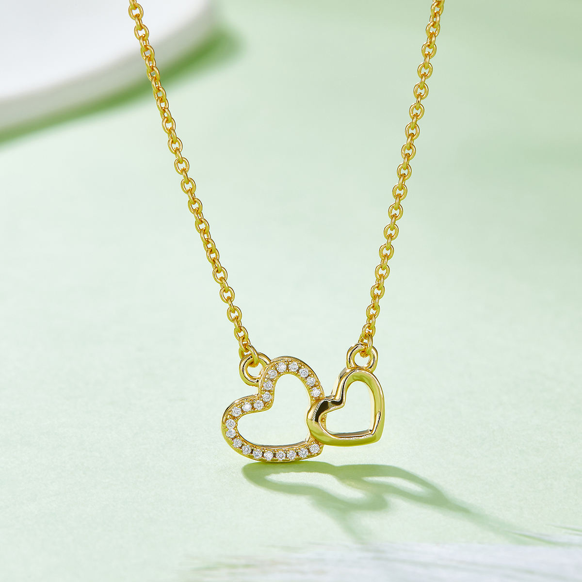 สีเหลือง