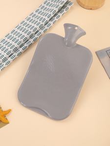 Botol air panas PVC 1L kustom grosir kantung air panas karet dengan penutup bulu - Product Image 6