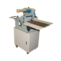 Machine de collage entièrement automatique pour semelles intérieures – Machine automatique de pose de semelles intérieures par roulement de colle
