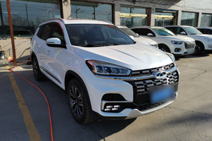 Chery Tiggo 8 1.6TGDI Elite Trim 2019 d'occasion, couleur blanche, conduite à gauche, avec caméra de recul - Product Image 2