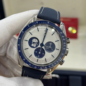 Montre de luxe pour homme avec cadran bleu, verre saphir et bracelet en silicone, mouvement mécanique automatique calibre 116622 - Product Image 1