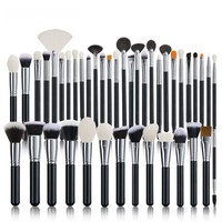Ensemble de 40 pinceaux éventail personnalisés pour artistes - Pinceaux multifonctionnels pour poudre, sourcils et fard à paupières avec manche en bois et fibres synthétiques