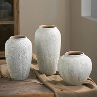 Vase en céramique blanche Vase à fleurs en détresse rétro Accessoires pour la maison pour arrangement floral Décor à la maison