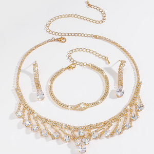 Joyería para Novia, Estilo Europeo Americano, Cobre Chapado en Oro, Zirconia Brillante, Estilo Punk, Juego de Collar y Aretes de Tres Piezas - Product Image 2