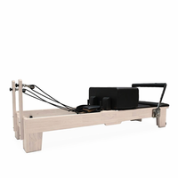 Maßgefertigter Pilates-Reformer aus Ahornholz mit Vollschienen, kleines weißes Bett, kommerzielles Fitnessgerät, halbhohes Gestell, Drei-in-Eins-Modell