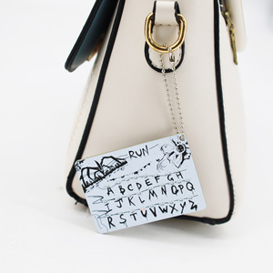 <span class=keywords><strong>Porte</strong></span>-clés lumineux <span class=keywords><strong>Stranger</strong></span> <span class=keywords><strong>Things</strong></span>, lumières colorées créatives, décoration alphabet, ornement, pendentif de sac - Product Image 5