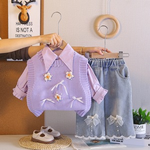 Set Tre Pezzi per Bambine: Gilet in Cotone Floreale, Pantaloni in Denim a Gamba Larga, Primavera/Autunno 2026, Elegante e Confortevole - Product Image 3