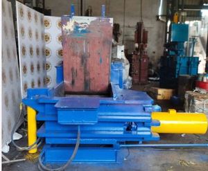 Máquina Empacadora de Metales Ferrosos Semiautomática 380V de Alta Productividad, Ahorro de Energía y Fácil de Operar - Product Image 2