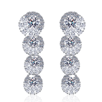 Nouveauté Boucles d'oreilles pendantes en argent sterling 925 entièrement serties de moissanite Fleur Luxe léger Moissanite pour femmes