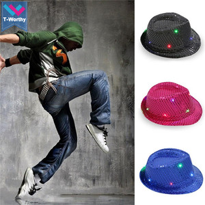 Sombrero <span class=keywords><strong>de</strong></span> <span class=keywords><strong>vaquero</strong></span> LED Light-Up T-Worthy con lentejuelas, accesorio <span class=keywords><strong>de</strong></span> fiesta <span class=keywords><strong>de</strong></span> Navidad y Año Nuevo brillante <span class=keywords><strong>para</strong></span> disfraces <span class=keywords><strong>de</strong></span> Bar, hecho <span class=keywords><strong>de</strong></span> algodón - Product Image 2