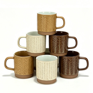 Tazza da Caffè in Ceramica Marrone con Superficie Intrecciata in Bambù Goffrato, <span class=keywords><strong>Design</strong></span> Personalizzato, con Confezione Regalo - Product Image 2