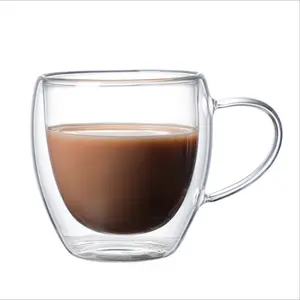 Savers gelas dinding ganda terisolasi, mug Espresso