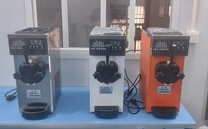 เครื่องทำไอศกรีมแบบอัตโนมัติหัวเดียว รุ่นโรงงานขนาดเล็ก สำหรับใช้ในเชิงพาณิชย์ เครื่องทำไอศกรีมซอฟต์เสิร์ฟ - Product Image 3
