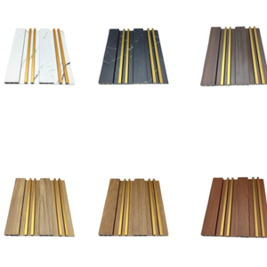 モダンなツートンカラーPVC木目調グリルパネル 200*14mm ゴールドライン ジャズホワイト + 木目調 室内テレビ背景壁パネル 商業用 - Product Image 2