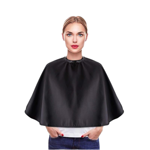 ผ้าคลุมตัด<span class=keywords><strong>ผม</strong></span>กันน้ำระดับมืออาชีพสำหรับร้านเสริมสวยและร้านตัดผม - ผ้าคลุมทรง<span class=keywords><strong>ผม</strong></span>แบบปรับได้และทนทาน ผลิตจากวัสดุ PP+PE สำหรับผู้ใหญ่และเด็ก - Product Image 2