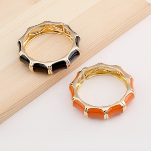 Bracelet jonc haut de gamme contrasté pour femme, style vintage, coloré, motif bambou, épais, vente en gros d'usine - Product Image 5