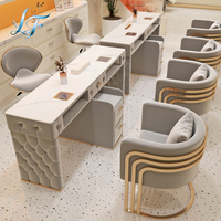 Ensemble de meubles de salon de manucure professionnel de luxe rose, table de manucure et chaise pour techniciennes