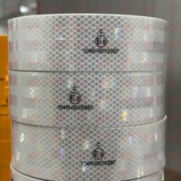 Cinta Reflectante Segmentada de Alta Calidad, Grado Diamante, ECE-104R, Rollo de Cinta de Seguridad para Camiones Pesados