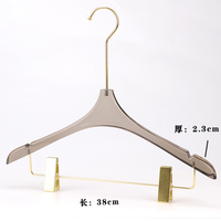 Cintre pour pantalon transparent pour chemise à crochet doré en acrylique de qualité supérieure Cintre pour jupe en acrylique gris avec clip doré