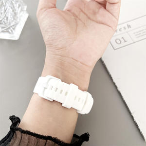 Cinturino in Silicone con Charm 18 20 22mm, Fibbia a Perno, Motivo Ondulato per Smartwatch <span class=keywords><strong>Samsung</strong></span> - Product Image 4