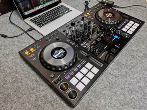 คอนโทรลเลอร์ดีเจ <span class=keywords><strong>Rekordbox</strong></span> DDJ800 พร้อมมิกเซอร์เสียงและเอฟเฟกต์สำหรับซอฟต์แวร์ <span class=keywords><strong>Rekordbox</strong></span> DJ ผลิตในหูหนาน - Product Image 4