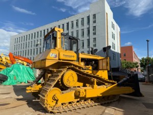 Bulldozer CAT D9R Usado de Gran Potencia, Equipo Pesado Duradero para Grandes Proyectos de Minería en Sitio Abierto - Product Image 1
