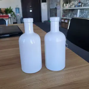 散装便宜定制颜色空简单经典标志套印哑光白色光泽玻璃瓶