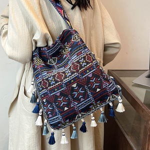 Bolso Tote de Lona con Cierre de Cremallera y Borlas Estilo Bohemio de Gran Capacidad, Nuevo Bolso Bandolera de Hombro Estilo Étnico - Product Image 3