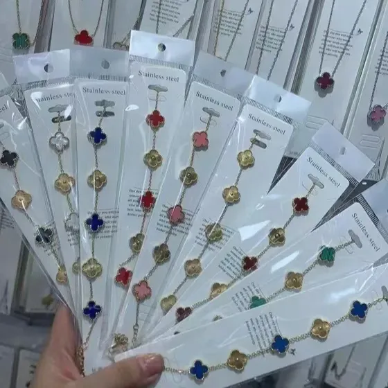 Liontin semanggi mewah kalung/anting/cincin/gelang 18k berlapis emas gelang semanggi baja tahan karat berlapis emas 18K