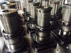 Moldes Personalizados para Tampas de Garrafa - Serviço OEM/ODM, Moldes de Aço Multi-Cavidade para Pedidos em Lote - Product Image 1