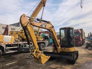 Mini-excavatrice d'occasion CAT 304CR 4 tonnes, excavatrice hydraulique sur chenilles d'occasion 303CR 305C en stock à vendre dans l'entrepôt de Shanghai - Product Image 3