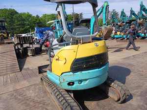 Excavatrice d'occasion de marque japonaise originale, 95% neuve, 2 à 3 tonnes, Kubota, mini-excavatrice polyvalente, mini-pelleuse. - Product Image 2