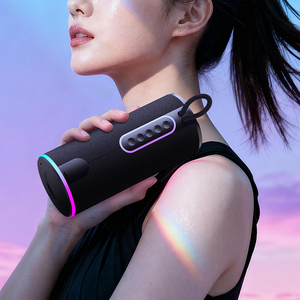 Enceinte Bluetooth 5.0 LED RGB dynamique 30W, étanche IPX6, design portable, autonomie prolongée pour les fêtes au bord de la <span class=keywords><strong>piscine</strong></span> et les excursions en <span class=keywords><strong>camping</strong></span> - Product Image 3