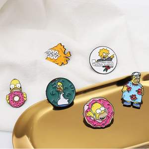 Broche en Gros Mignonne Émail Anime, Épingles en Métal Allié Imprimé UV pour Vêtements, Pins Amusants Simpsons & Cartoon Yoshida en Stock - Product Image 4