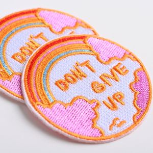 Écusson brodé thermocollant personnalisé de haute qualité, patch brodé de luxe pour vêtements, étiquette de chapeau, patchs tissés pour vêtements - Product Image 3