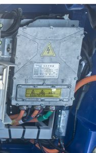 अच्छी गुणवत्ता वाली सड़क कानूनी वयस्क इलेक्ट्रिक मॉके 96 वी 150ah 13 इंच टायर लिथियम बैटरी ईक एल्यूमीनियम बॉडी मिनी मॉक कार के साथ - Product Image 6