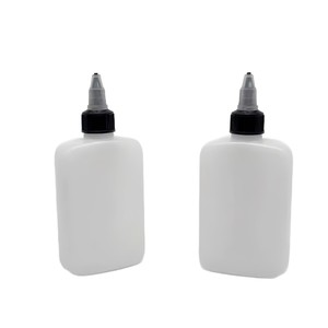 Langwei Packaging 120ml <b>Plastic</b> Oil <b>Bottle</b> PE Material White Spout <b>Squeeze</b> Type Flat <b>Bottle</b> For Seasoning Dispensing - Product Image 2