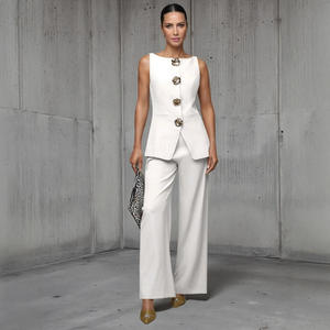 <span class=keywords><strong>Gilet</strong></span> à boutons dorés et pantalons longs à la mode pour femmes européennes et américaines Ensemble deux pièces Costume décontracté pour femmes - Product Image 1