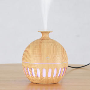 เครื่องเพิ่มความชื้นขนาดเล็ก ใช้พลังงานจาก USB ความจุ 130 มล. ดีไซน์ลายไม้ สำหรับบ้าน สำนักงาน เครื่องกระจายอากาศตั้งโต๊ะ - Product Image 3