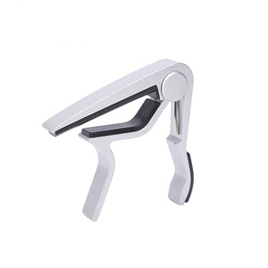 <span class=keywords><strong>Afinador</strong></span> Kabat Factory Capo para Guitarras Acústicas y Eléctricas de 6 <span class=keywords><strong>Cuerdas</strong></span> de Acero, Apto para <span class=keywords><strong>Bajo</strong></span> - Product Image 1