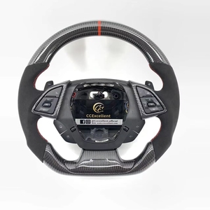 Volant en fibre de carbone véritable avec bande rouge et Alcantara pour <span class=keywords><strong>Chevrolet</strong></span> <span class=keywords><strong>Camaro</strong></span> 6e génération 2016-2021 - Product Image 1