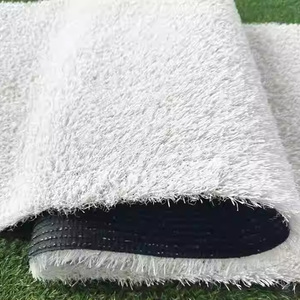 あらゆる人工雪カーペットニーズに対応する完璧な人工芝ソリューション