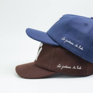 Cappellino da Baseball Premium a 6 pannelli personalizzato con Logo esclusivo sportivo per il tempo libero cappello di lana ricamato a mano marrone colore blu metallo - Product Image 3