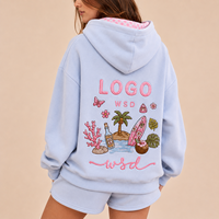 Ensemble décontracté deux pièces surdimensionné pour femme avec sweat à capuche à empiècements à carreaux et broderie de motifs de haute qualité, et short assorti